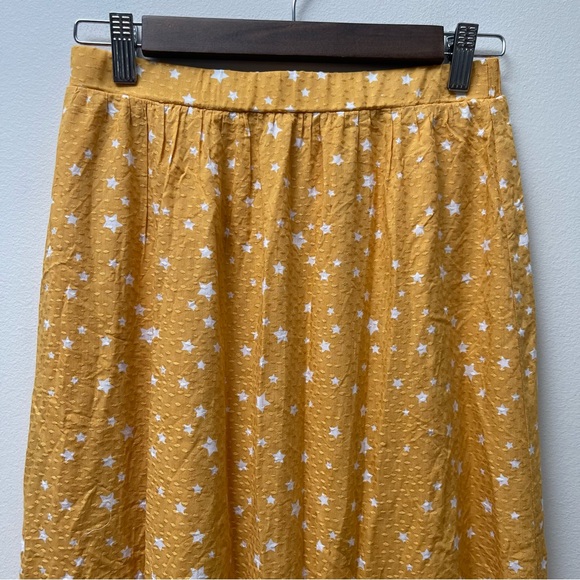 Everly Yellow Star Patterned Maxi Skirt - Picture 2 of 11
